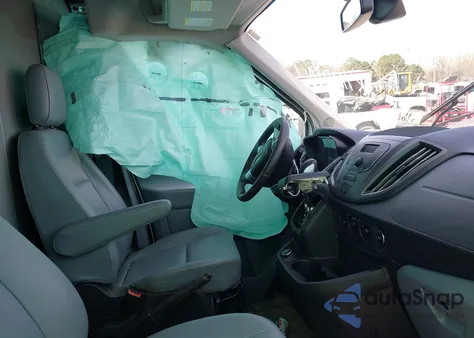 2019 Ford Transit-250 z USA, uszkodzony, nr VIN 1FTYR2CM8KKA13993